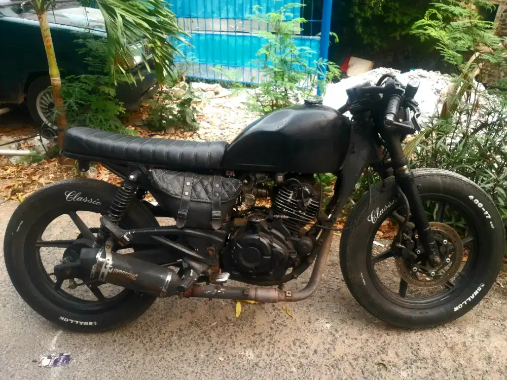 Bajaj pulsar 180 hitam modifikasi 2011 komplit dijamin siap pakai