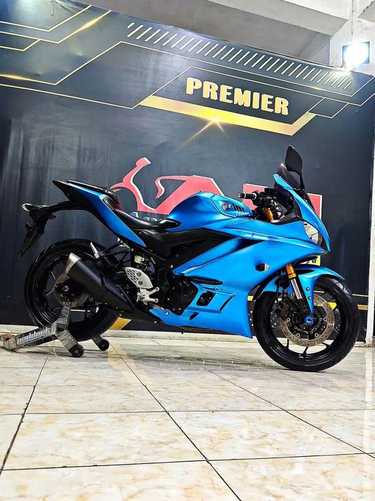 Yamaha R25 V2 black matte mewah Th 2019. Anugerah Motor Rungkut tengah