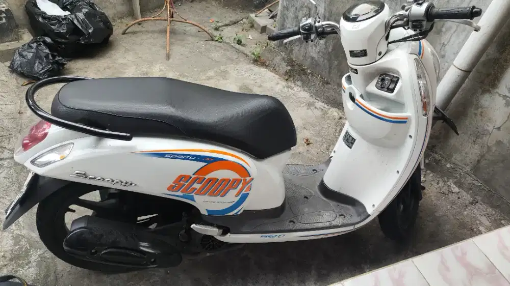 Honda Scoopy PGM-FI
