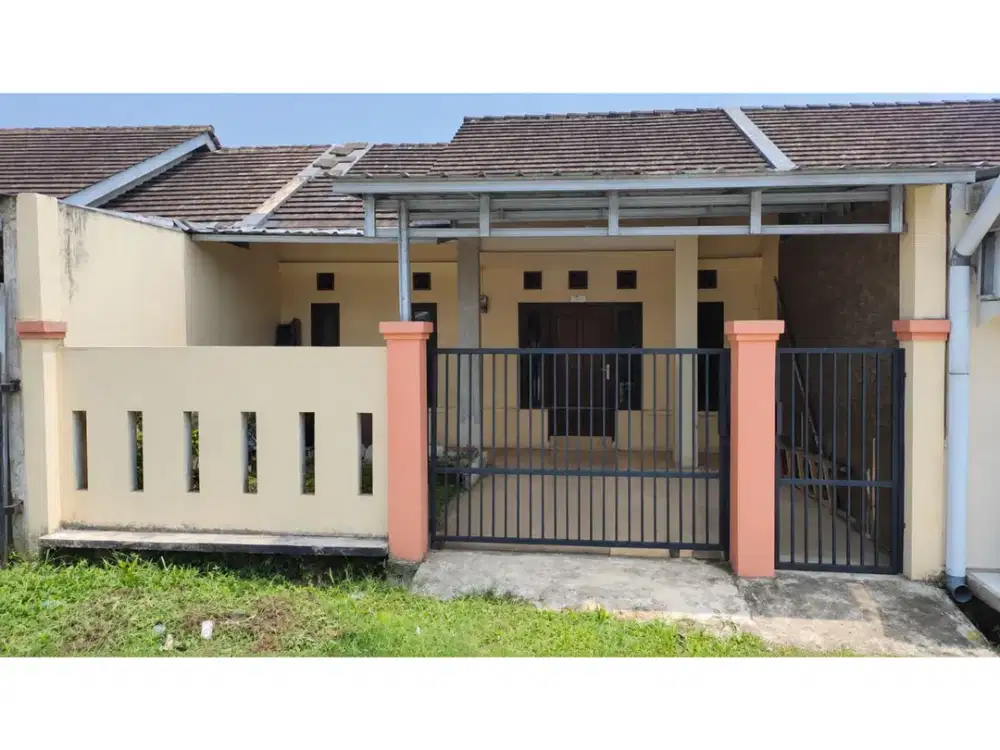 Disewa Rumah Tahunan Bagus Strategis di Puri Mas Cibinong Bo304