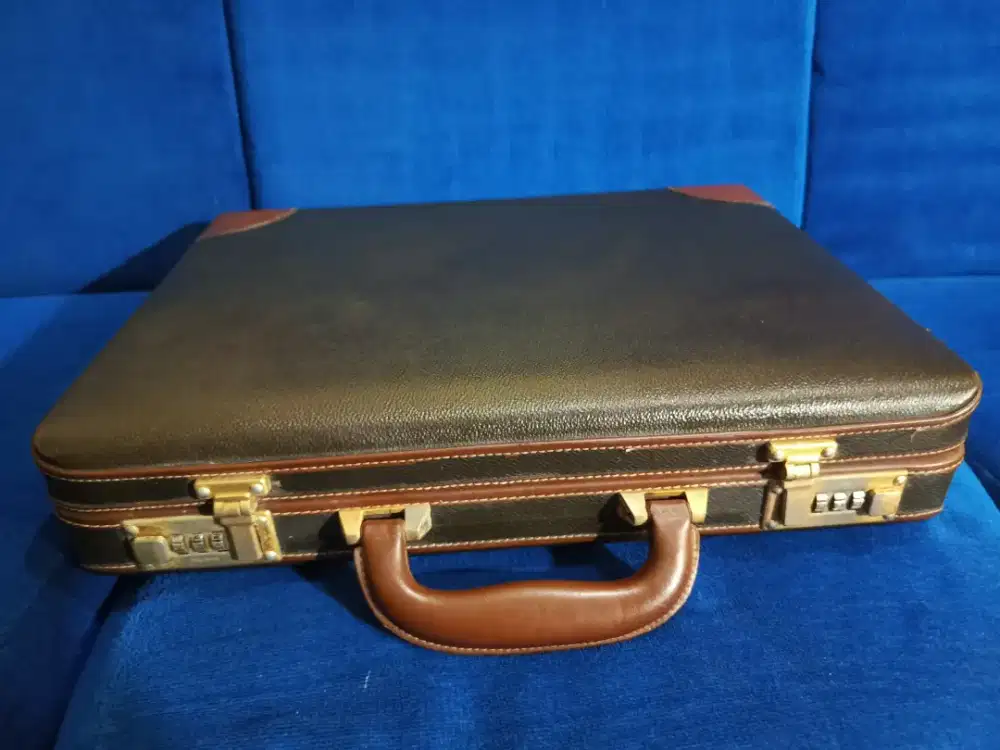 Koper Tas Dokumen Kulit Vintage