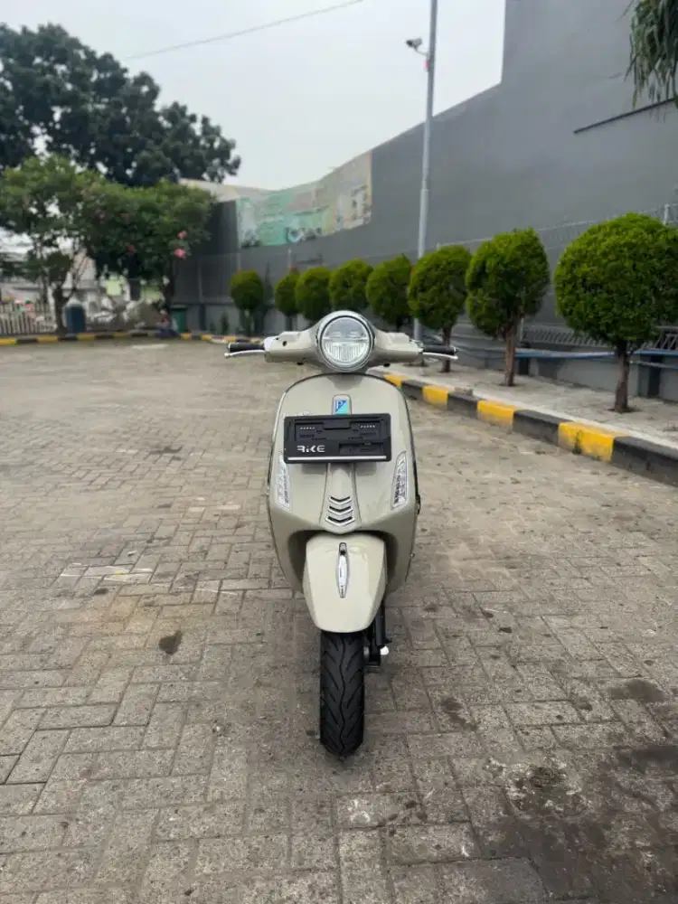 PIAGGIO VESPA PRIMAVERA 180CC 2026