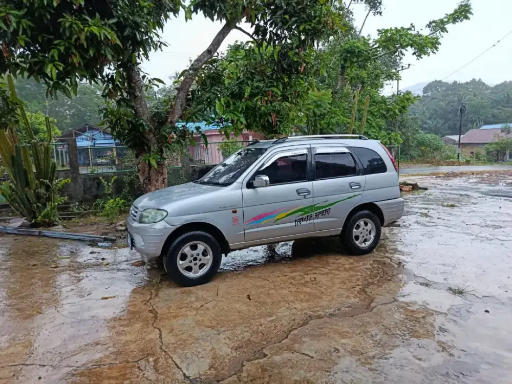 Jual Mobil Daihatsu Taruna