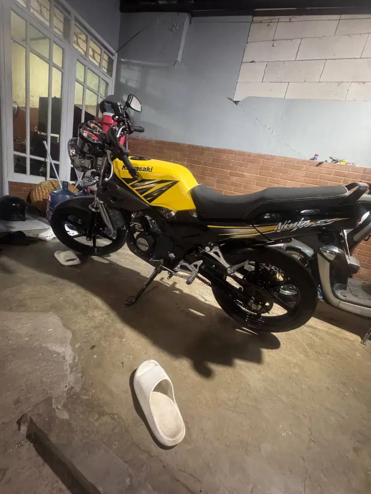 NINJA SS 2010 Bukan up r asli ss warna kuning bukan cat