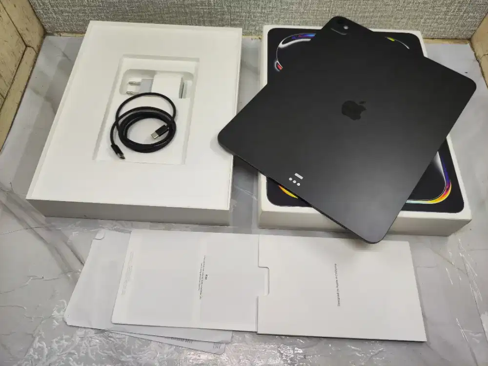 Ipad pro M5 13 256gb ibox wifi only (bh.100%, cc.32)