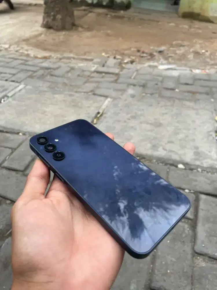 samsung a15 8+8/256gb