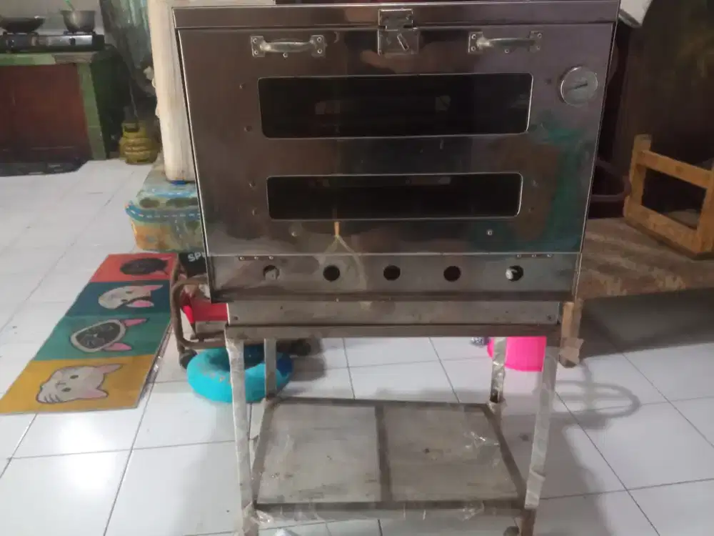 Dijual oven gas