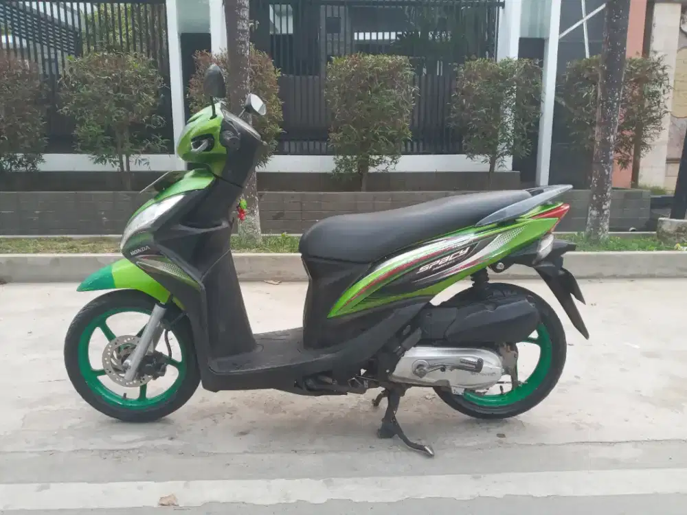 Honda specy 110 th 2011