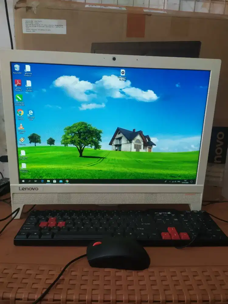 PC all in one Lenovo Fullset Dus
Celeron CPU J3455
Ram 4/500gb
