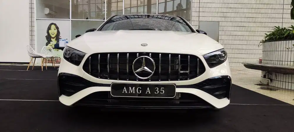 MERCEDES BENZ  AMG A 35 4MATIC Sedan