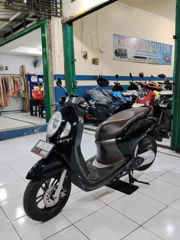 JUAL HONDA SCOOPY FRESTIGE 2022