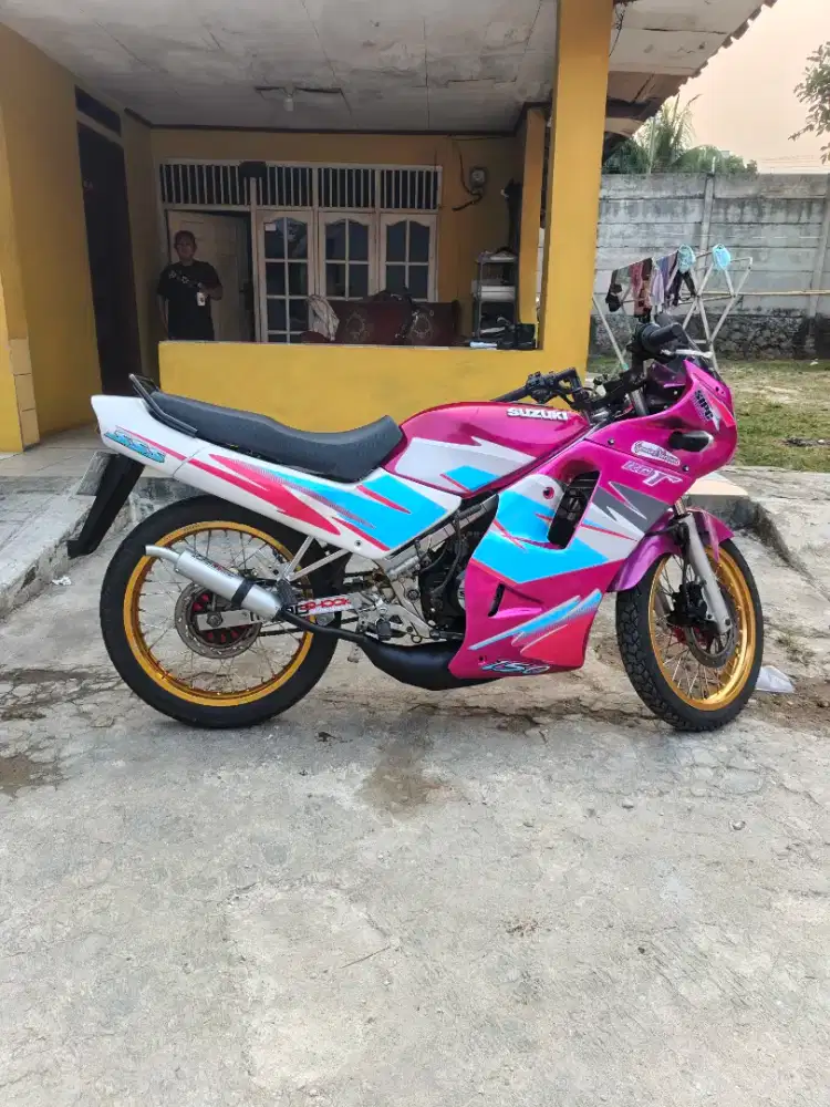 Suzuki RGR 1996