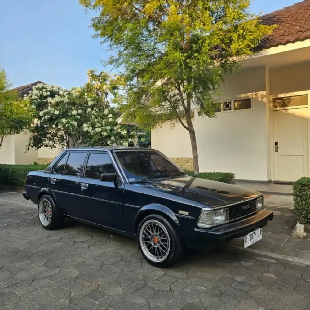 Corolla DX KE70