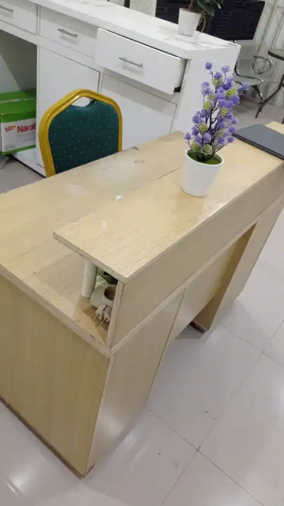 Meja tulis bisa buat belajar