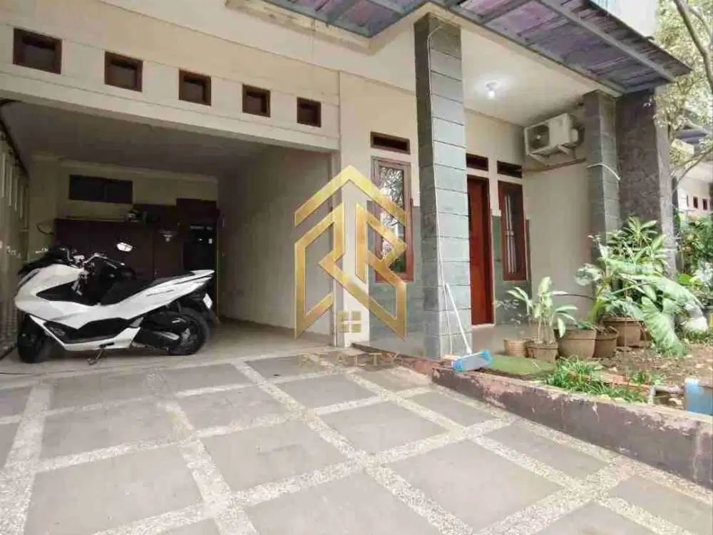 Rumah di Turangga Kota Bandung Lokasi Strategis dekat Tol Buah batu Batununggal