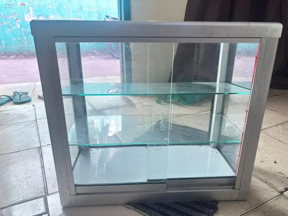 Etalase Rokok For Sale