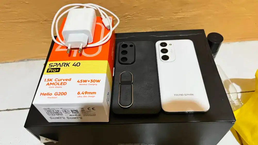 Tecno Spark 40 Pro Plus Putih 8/256 Gb