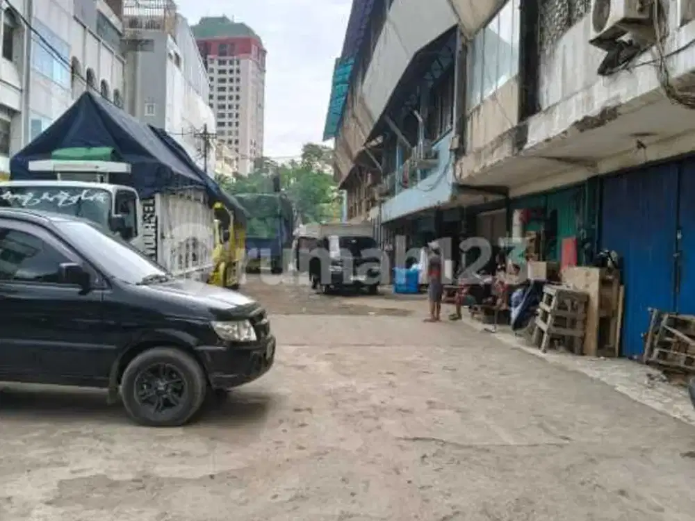 Tanah, Dekat Akses Transjakarta, di Pangeran Jayakarta, Strategis, Jual Murah