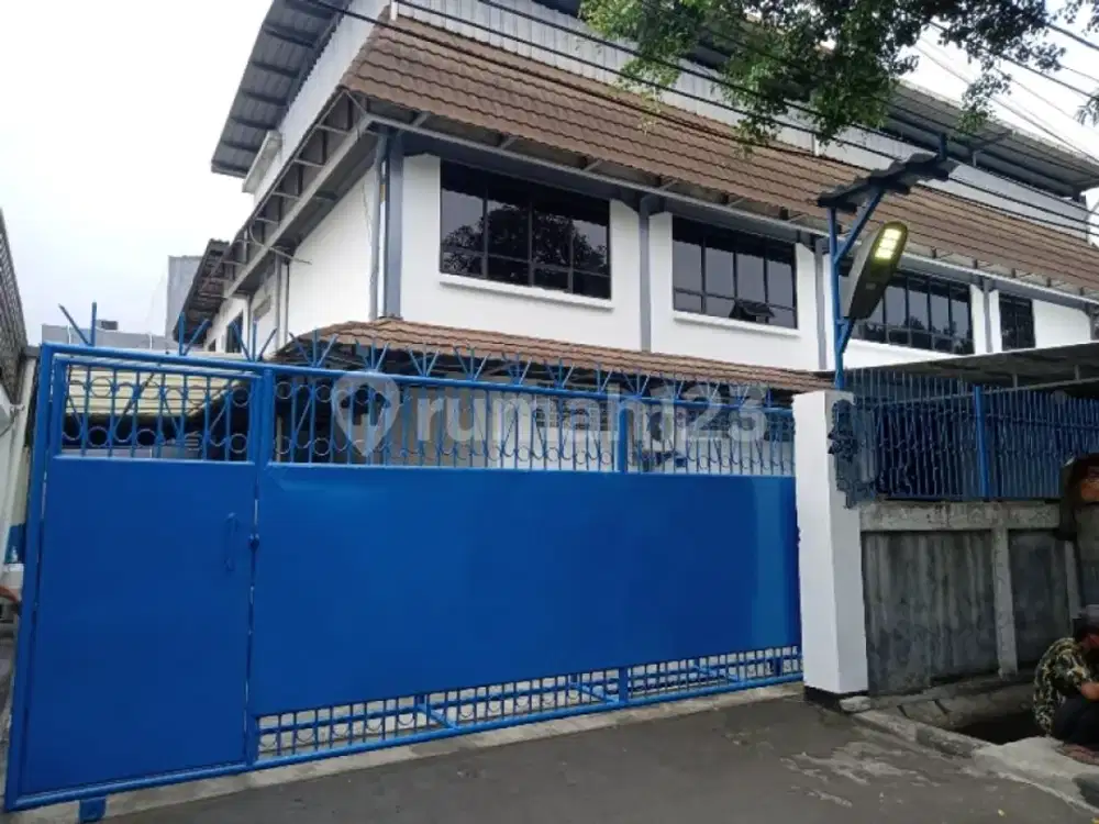 1450 m2 Gudang Jalan Utama HGB Bagus Kayu Putih, Jakarta Timur akses container 20 feet