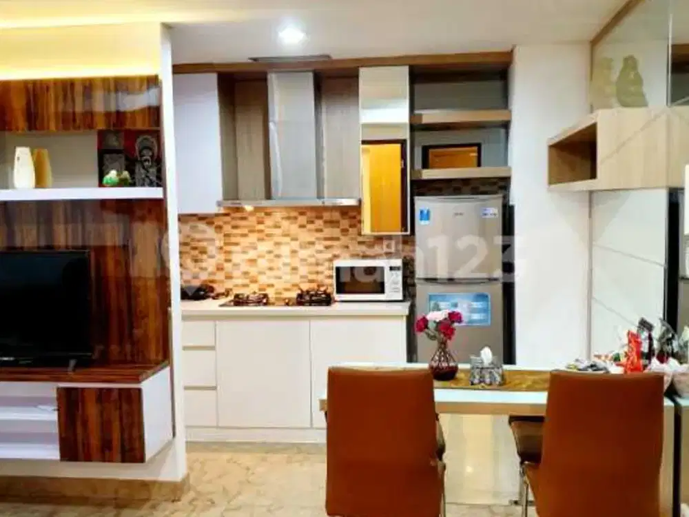 Apartement Springhill Royale Suites 1 BR Furnished Bagus