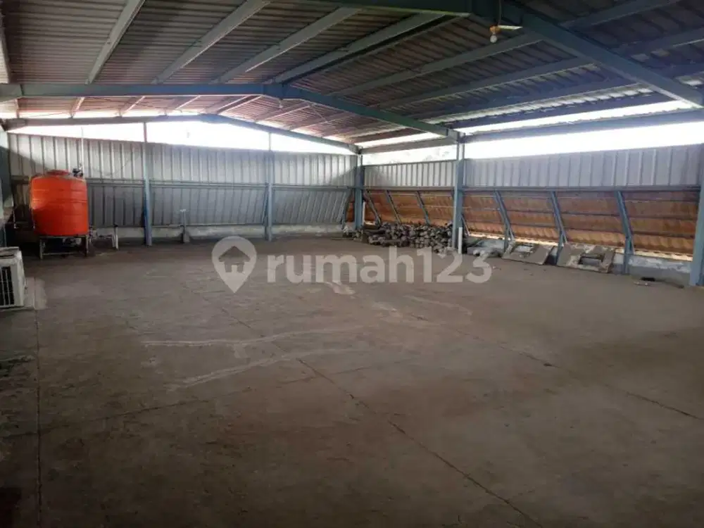 Gudang Pegangsaan Dua Strategis cocok utk pompa bensin, klinik, gudang masuk container