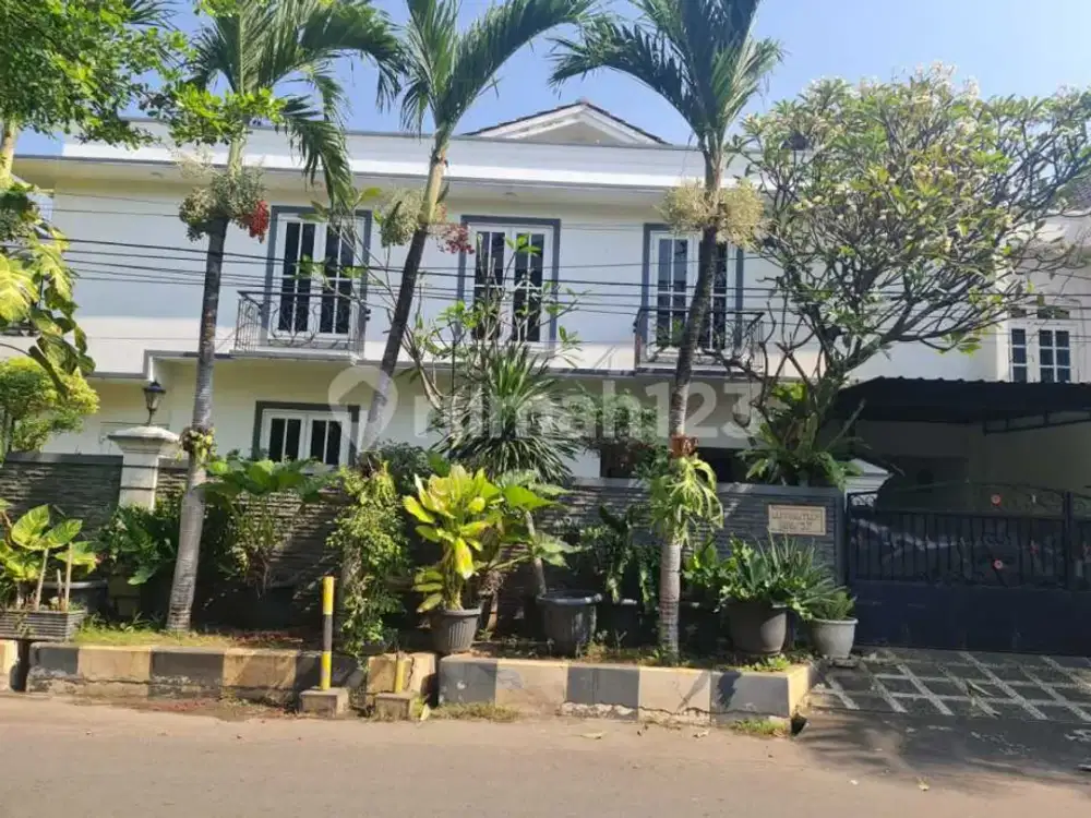 Rumah 2 Lantai Bagus SHM di Jl Kelapa Puan, Jakarta Utara