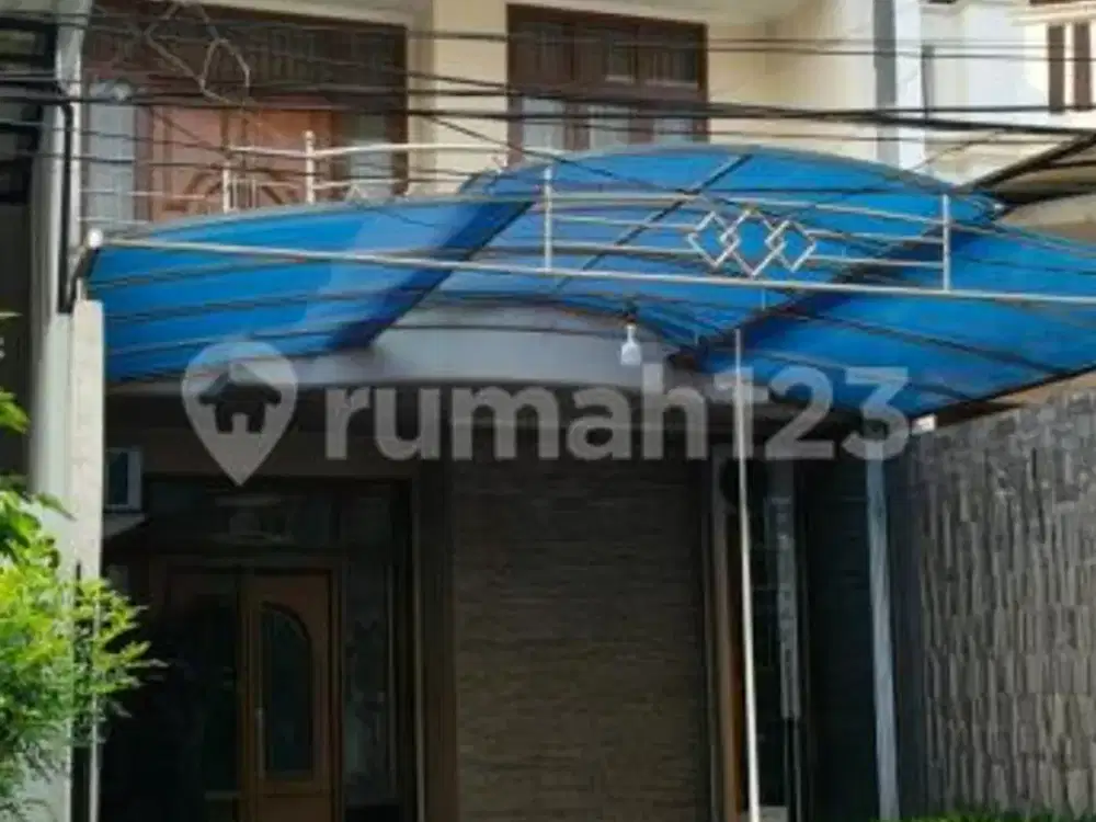 Rumah di Kelapa Gading Jalan Raya, Siap Huni, Rumah, 3 Lantai, SHM, bisa KPR, Dekat Pasar, Strategis