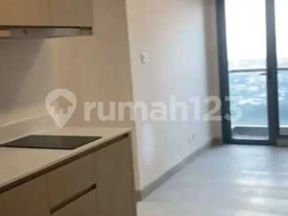 Menara Jakarta Kemayoran Apartemen,jual Rugi,brand New, 76m2 , Semi Furnish, 3br