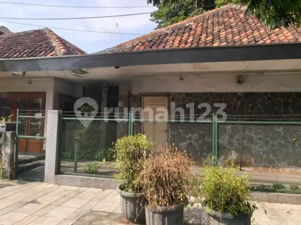 Matraman Raya Rumah Tua, 722M2, bisa KPR, SHM, Lebar Depan 26,5M, Turun Harga Nego Sampai Deal