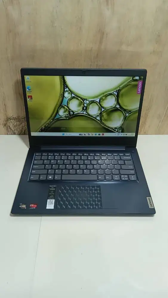 LENOVO SLIM 3 RYZEN 3 VGA 2GB RAM 8GB NVME 256GB