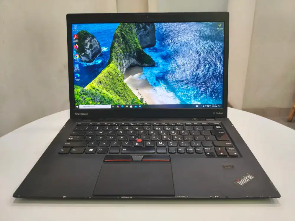 Laptop Lenovo Thinkpad X1 Carbon core i5 4/128