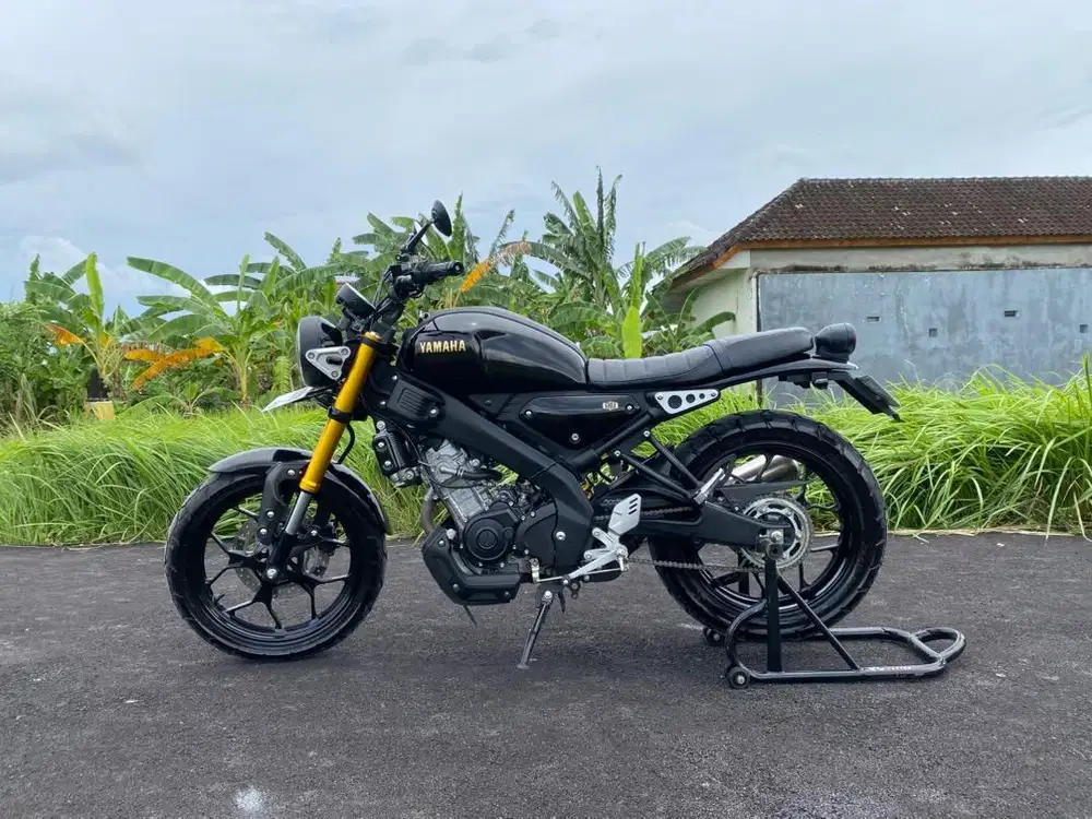 Yamaha XSR 155 tahun 2024