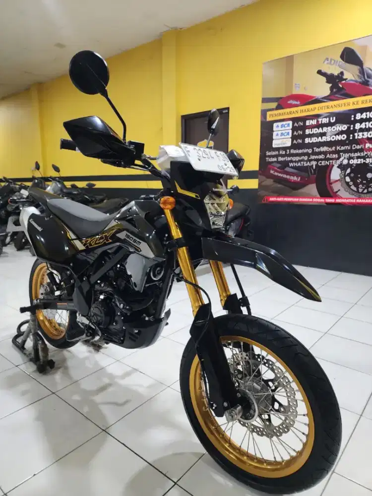 KAWASAKI KLX 150 SUPER MOTO