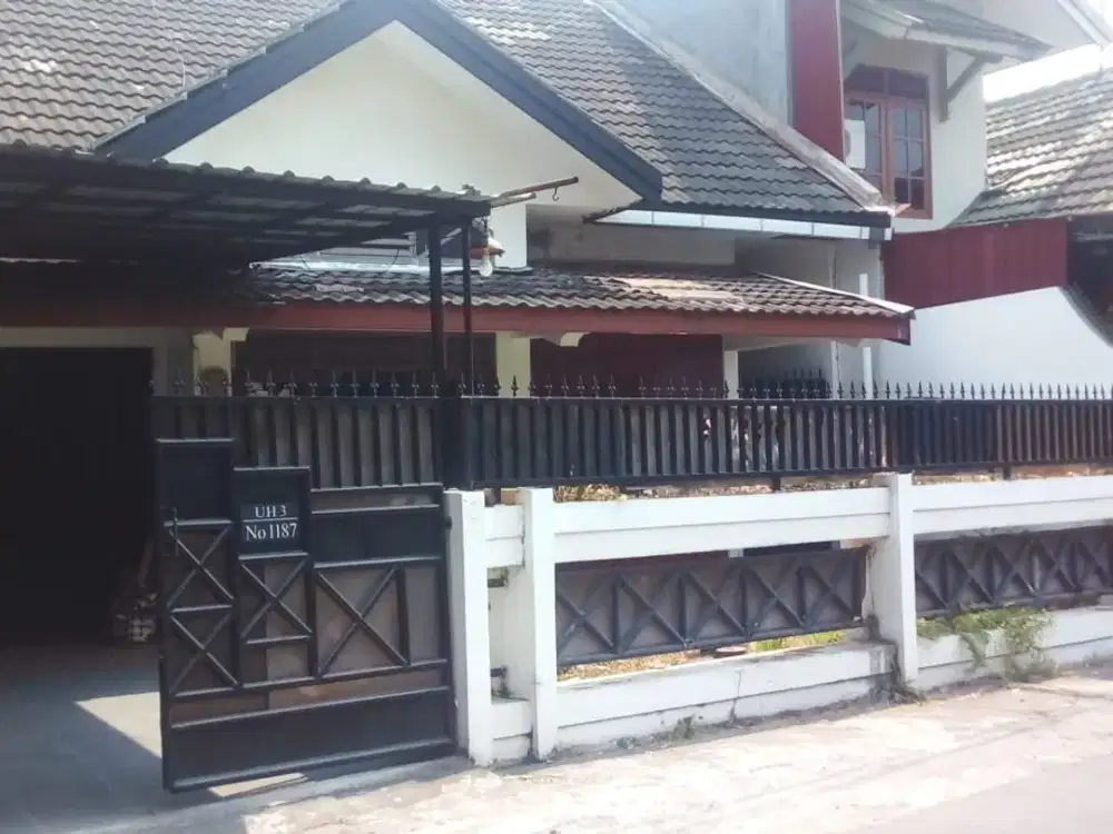 DIsewakan Rumah Area Taman Siswa Lokasi Dekat SMU UII Dan UST