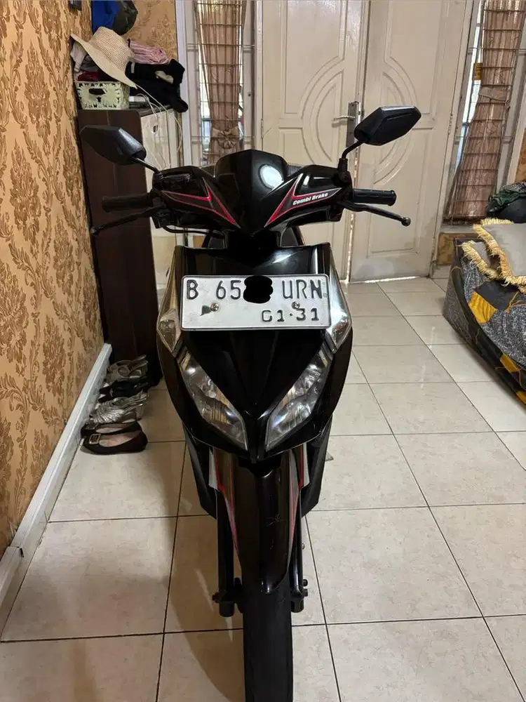 Dijual motor pemakaian pribadi/ Pajak on