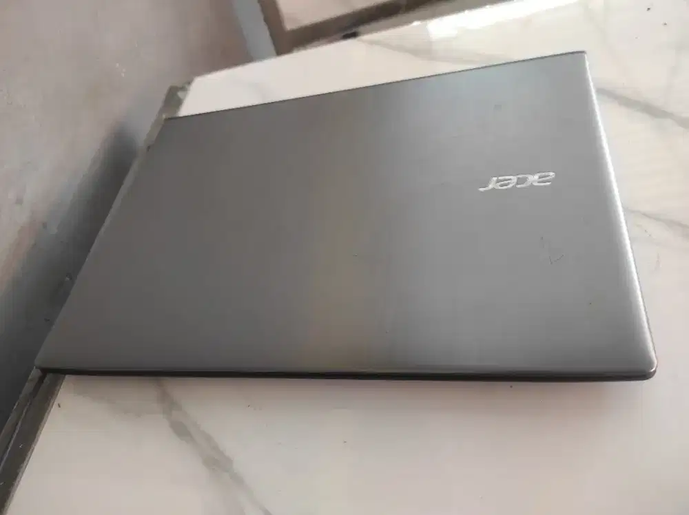 Laptop acer core i3 GEN7 SIAP PAKAI