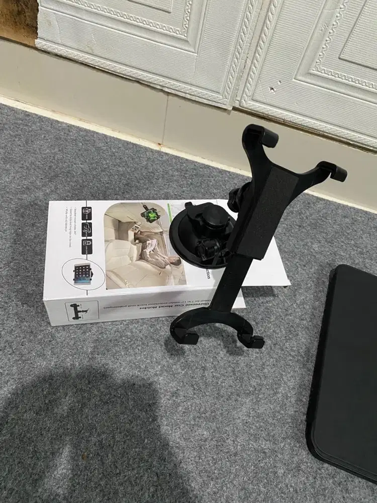 Tablet holder mobil