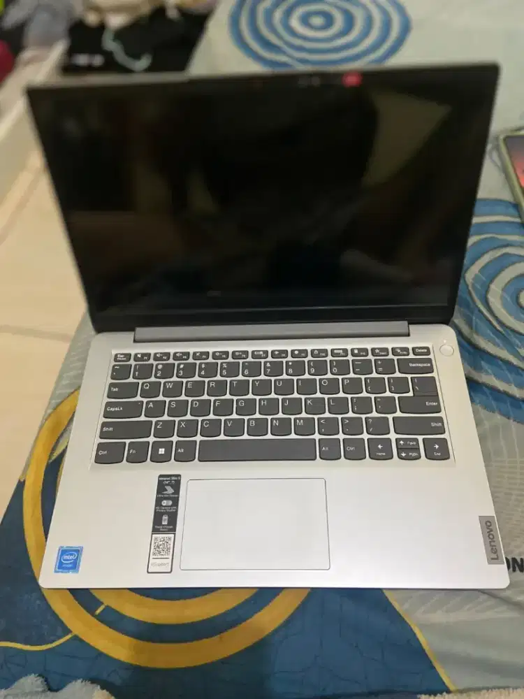 laptop lenovo 14 intel celeron N4020