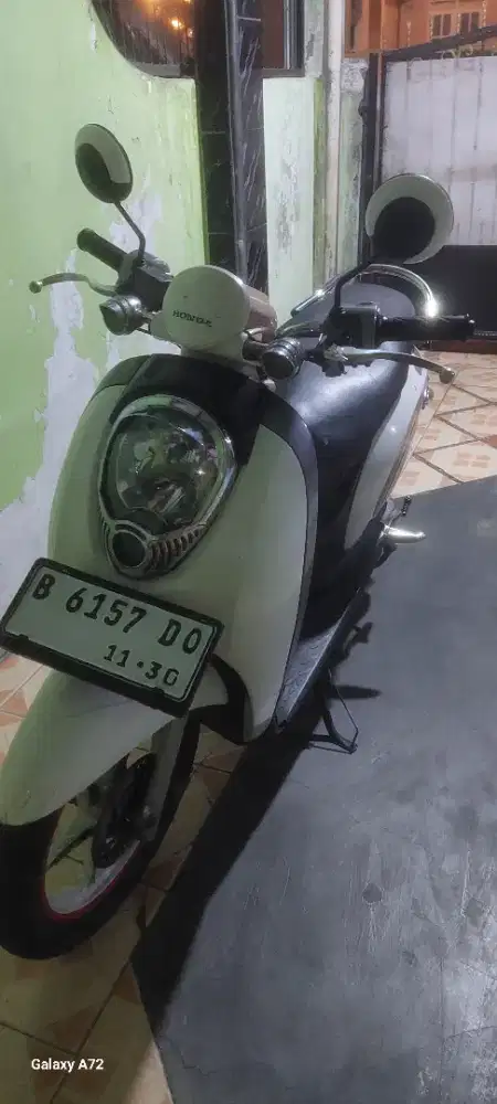 Honda scoopy 2011