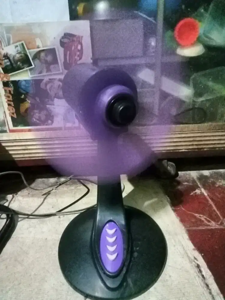 Kipas duduk 12 inch normal kenceng.
