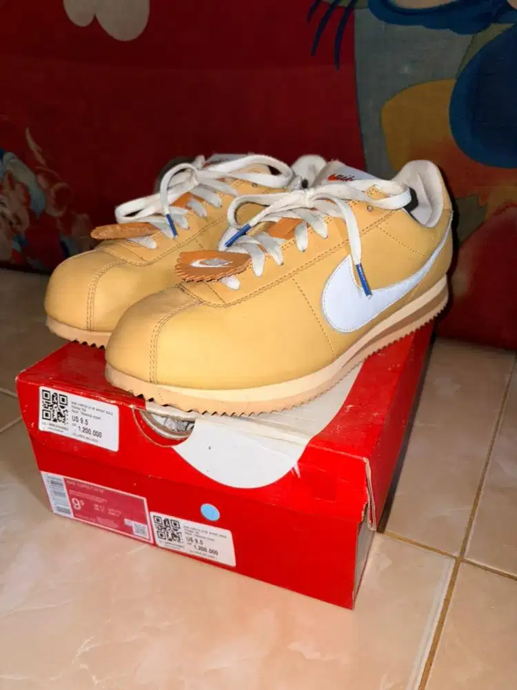 sepatu nike cortez SE