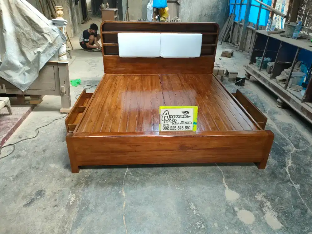 Tempat tidur minimalis modern full kayu jati