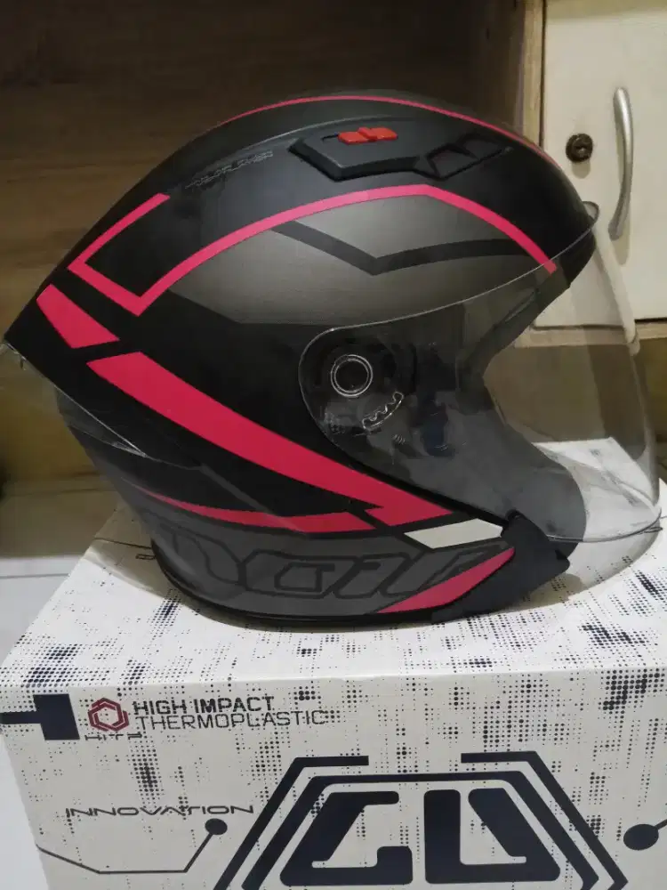 HELM NOIR SNI FULLSET