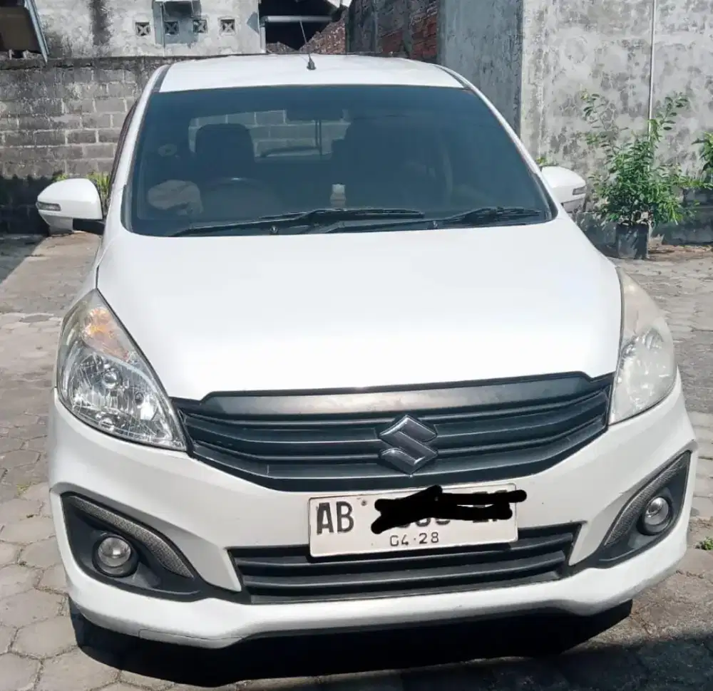 Di jual Suzuki Ertiga type GX 2018 warna putih