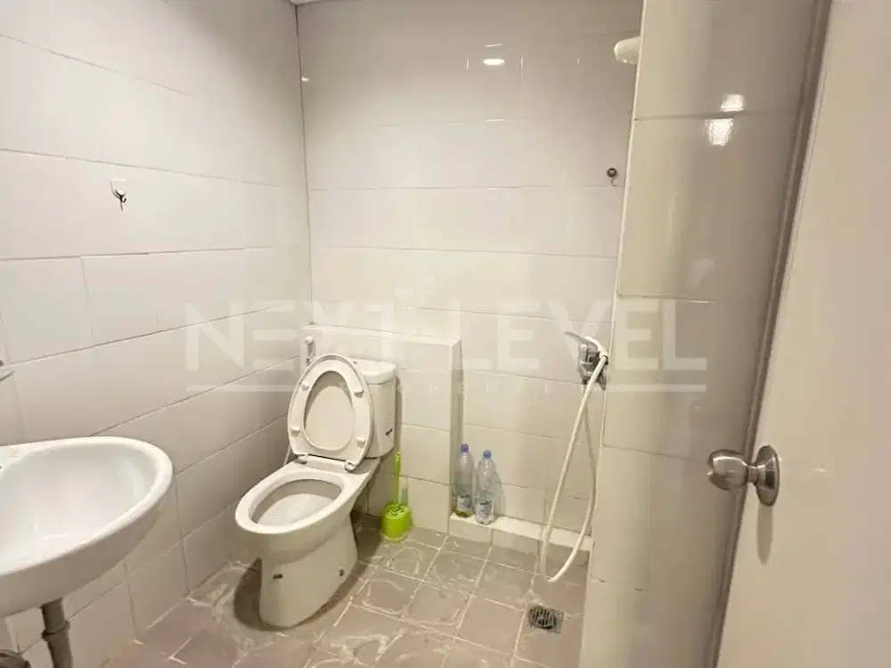 Dijual cepat termurah apartemen gunawangsa tidar semi furnished siap huni