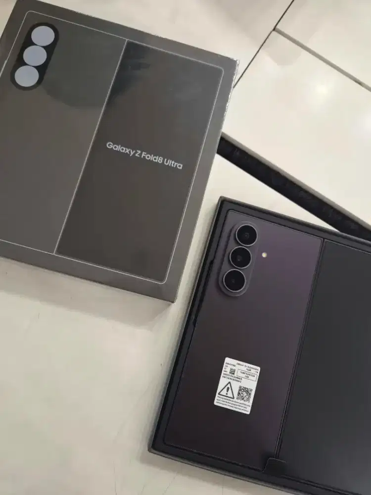 SAMSUNG GALAXY Z FOLD 8 ULTRA