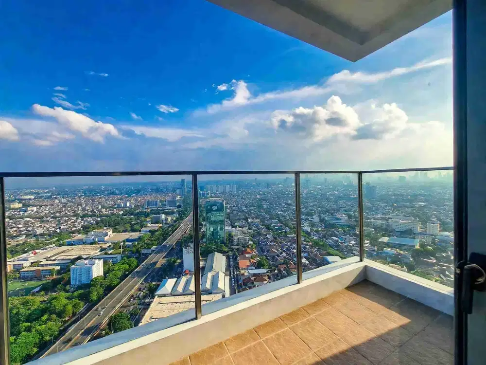 Holland Village 3BR 122M2 Private Lift Pet Friendly Cempaka Putih