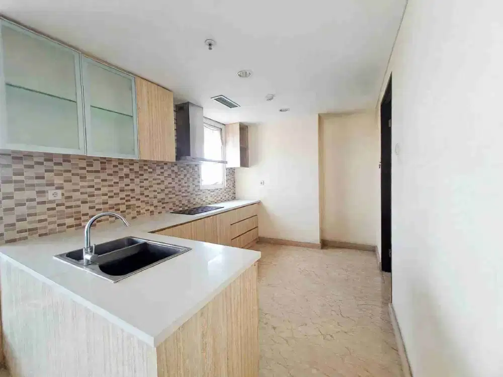 Springhill Kemayoran 2BR 165M2 Lantai 29 View Golf Private Lift Dekat JIEXPO