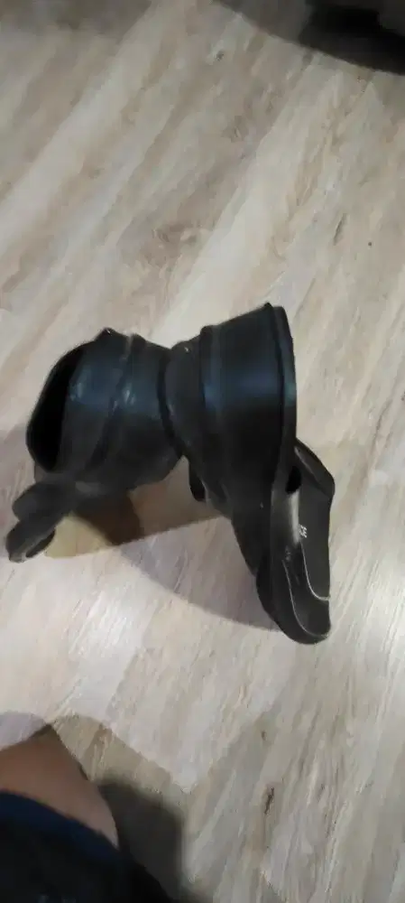Kaki katak najade ukuran 40-41 barang masih baru