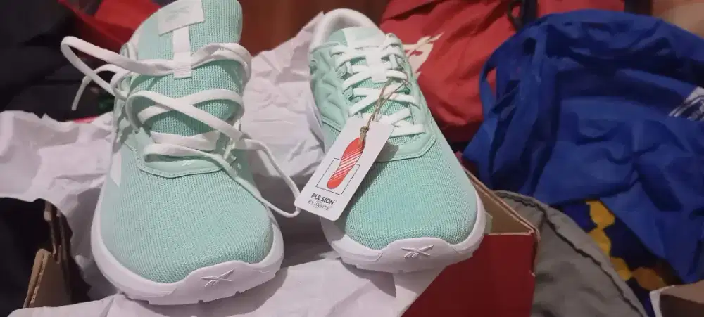 Sepatu Reebok original